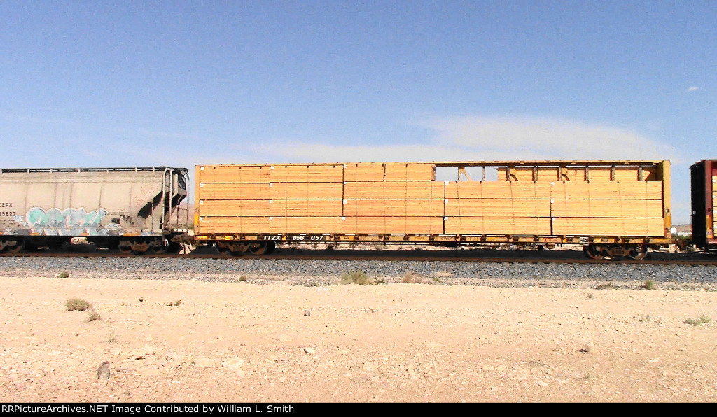 EB Manifest Frt at Erie NV W-Pshr -30